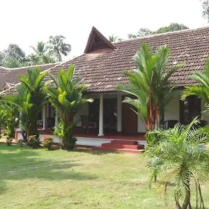 Bed & Breakfast Kovilakam Lakeside ****