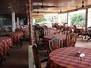 Treebo Trip Waters Edge 3*, Kovalam