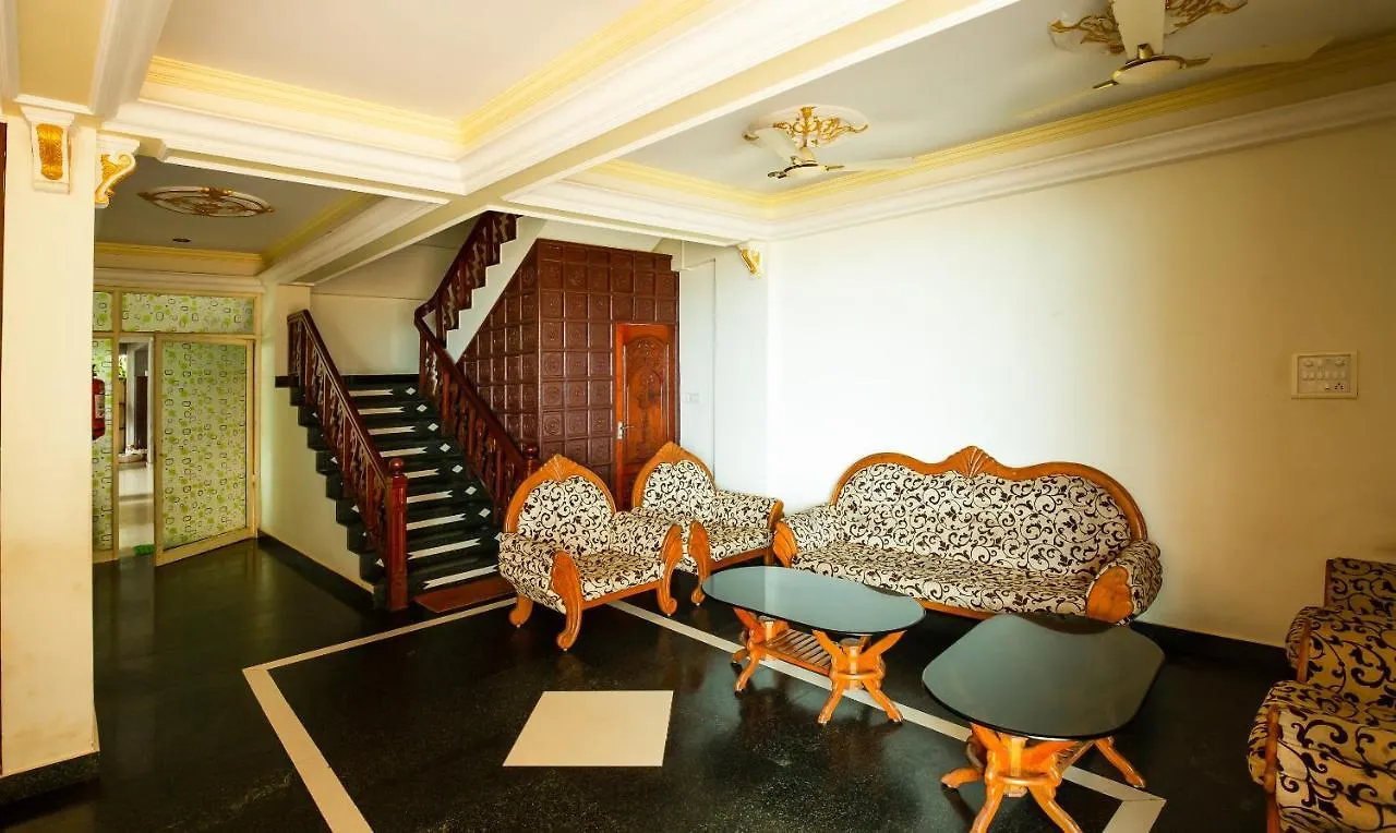 *** Resort Treebo Trip Waters Edge India